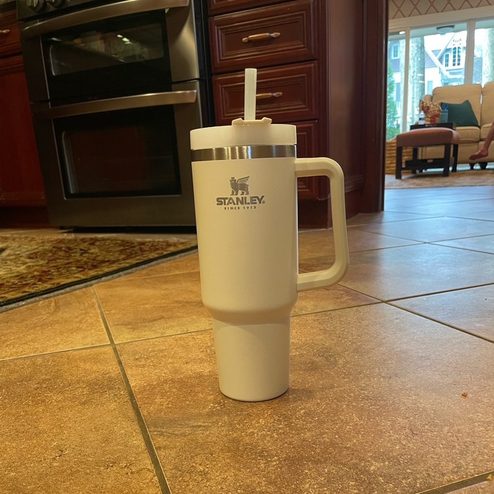 Stanley 40oz Adventure Quencher